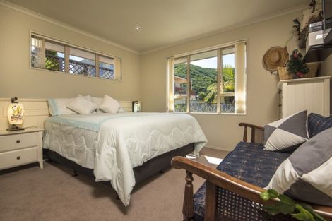 Photo of property in 33a Beach Road, Waikawa, Picton, 7220