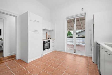 Photo of property in 6 Johnson Street, Dinsdale, Hamilton, 3204