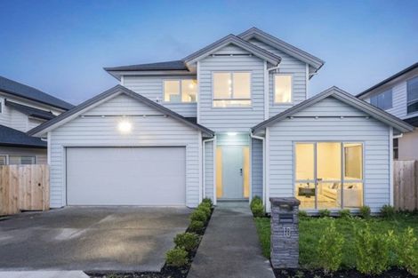 Photo of property in 10 Rauaruhe Road, Karaka, Papakura, 2113
