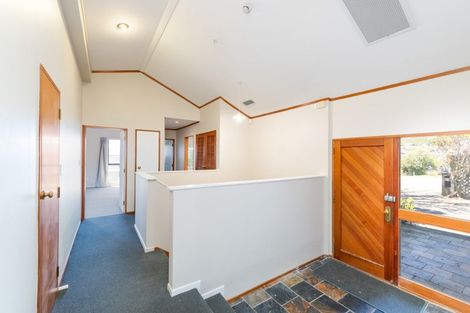 Photo of property in 22 Exploration Way, Whitby, Porirua, 5024