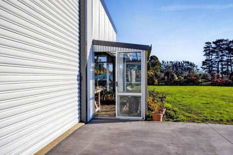 Photo of property in 60 Turangi Road, Motunui, Waitara, 4383
