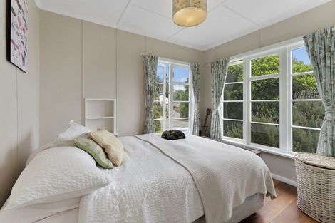 Photo of property in 10 Rosetta Road, Raumati South, Paraparaumu, 5032