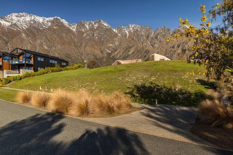 Photo of property in 11 Rannoch Drive, Jacks Point, Queenstown, 9371