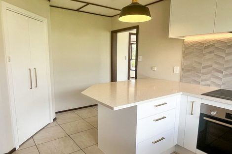 Photo of property in 14 Camberwell Place, Avonhead, Christchurch, 8042