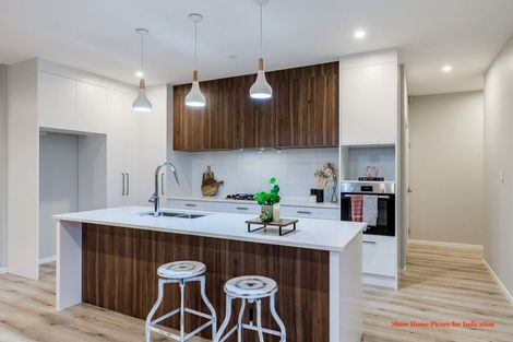 Photo of property in 15 Ropere Street, Kumeu, 0810