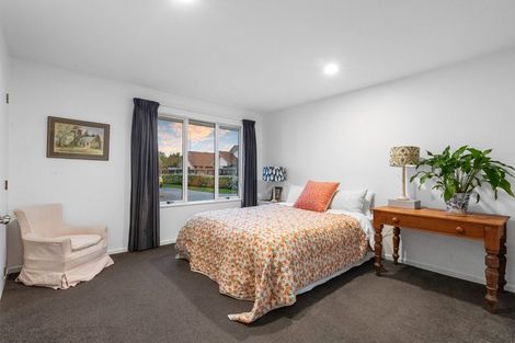 Photo of property in 169 Grimseys Road, Redwood, Christchurch, 8051