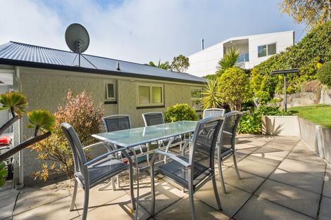 Photo of property in 14 Saint Andrews Hill Road, Mount Pleasant, Christchurch, 8081