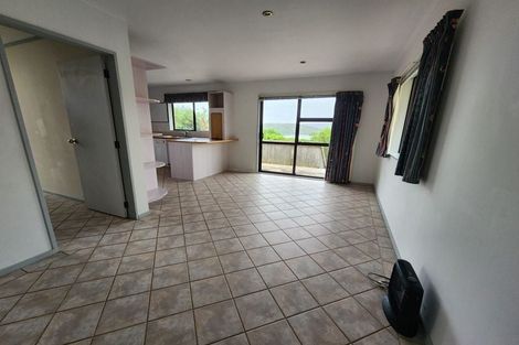 Photo of property in 33 Halladale Road, Papakowhai, Porirua, 5024