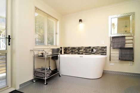 Photo of property in 58 Stephen Street, Halfway Bush, Dunedin, 9010