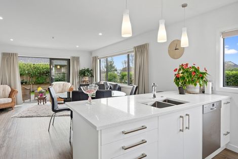 Photo of property in 2 Pohatu Lane, Otaki, 5512