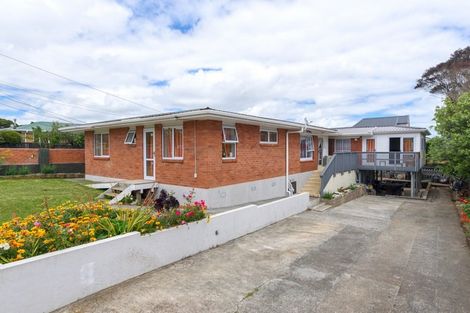 Photo of property in 15 Rothery Road, Hillpark, Auckland, 2102