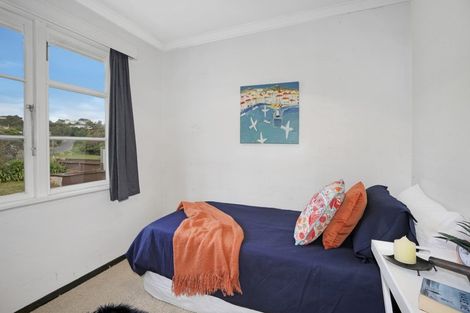 Photo of property in 136 Mana Esplanade, Paremata, Porirua, 5026