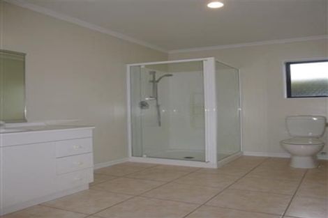 Photo of property in 13 Nielsen Gardens, Rototuna, Hamilton, 3210