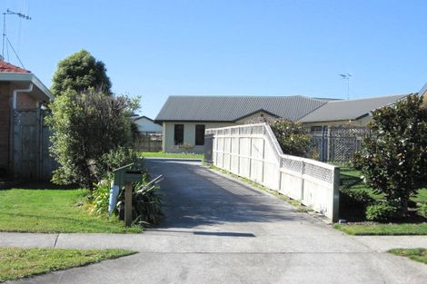 Photo of property in 13 Waipuna Place, Rototuna, Hamilton, 3210