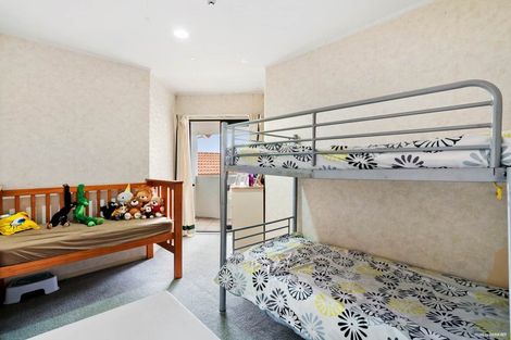 Photo of property in 9/77 Saint George Street, Papatoetoe, Auckland, 2025