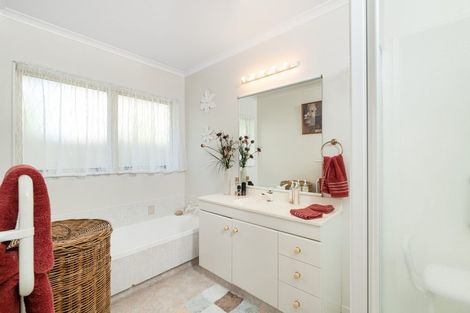 Photo of property in 62a Oxford Street, Tawa, Wellington, 5028