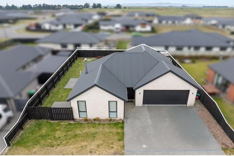 Photo of property in 28 Walter Place, Kirwee, Darfield, 7571