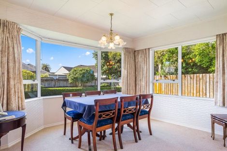 Photo of property in 6 Winslow Place, Levin, 5510