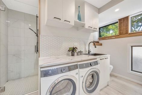 Photo of property in 8 Opoia Road, Hamilton East, Hamilton, 3216