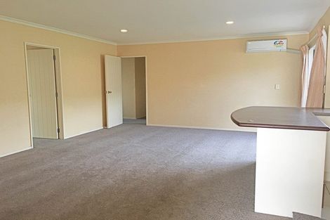 Photo of property in 10 Sayes Close, East Tamaki, Auckland, 2013