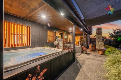 Photo of property in 15 Summit Road, Fairfield, Lower Hutt, 5011