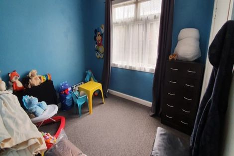 Photo of property in 180 College Street, Awapuni, Palmerston North, 4412