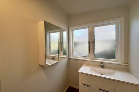 Photo of property in 146 Featherston Street, Palmerston North, 4410
