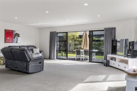 Photo of property in 22 Victoria Street, Richmond Heights, Taupo, 3330
