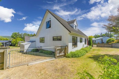 Photo of property in 62 Kinloch Road, Kinloch, Taupo, 3377