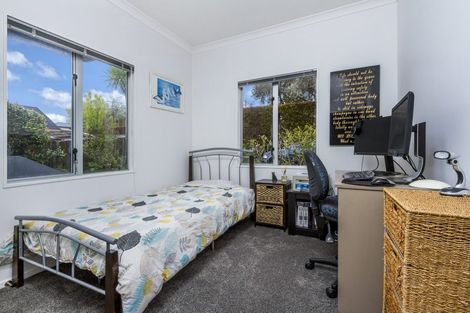 Photo of property in 75 Browns Bay Road, Browns Bay, Auckland, 0630