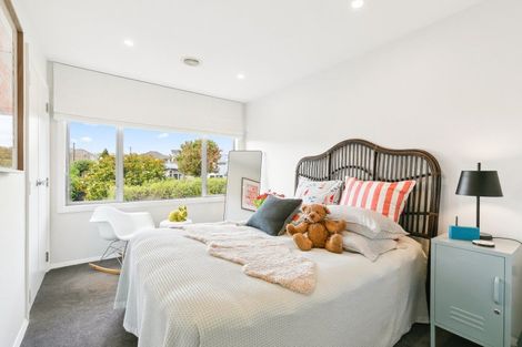 Photo of property in 8 Lochiel Road, Khandallah, Wellington, 6035