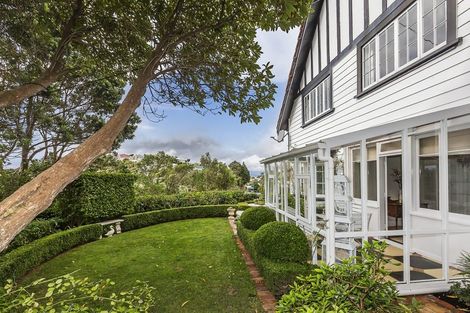 Photo of property in 2 Cluny Avenue, Kelburn, Wellington, 6012