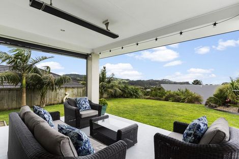 Photo of property in 31 Beachwood Drive, Hatfields Beach, Orewa, 0931