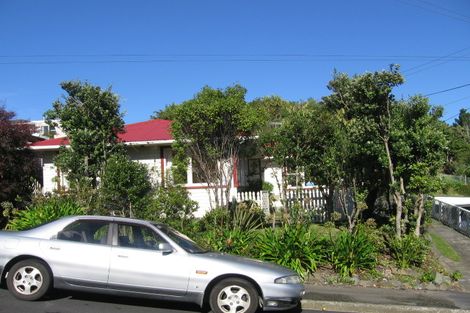 Photo of property in 40 Beazley Avenue, Paparangi, Wellington, 6037