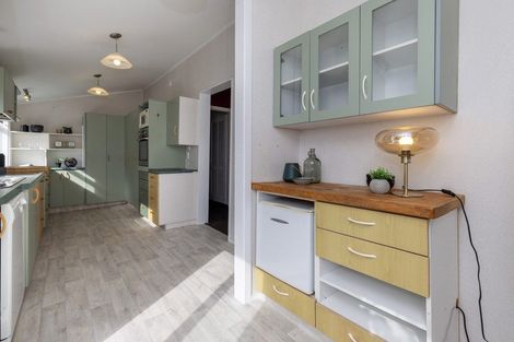 Photo of property in 13 The Crescent, Raumati South, Paraparaumu, 5032