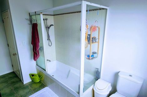 Photo of property in 147a Hobsonville Road, West Harbour, Auckland, 0618