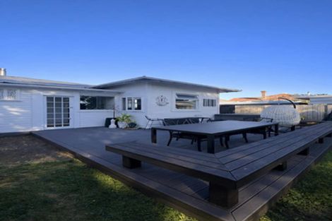 Photo of property in 13 Chester Street, Waverley, 4510