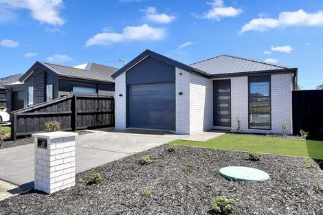 Photo of property in 10 Oakmill Drive, Casebrook, Christchurch, 8051
