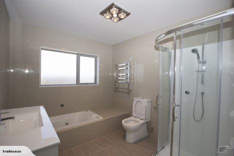 Photo of property in 20 Walter Crescent, Silverdale, 0932