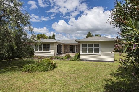 Photo of property in 1 Kowhai Park Road, Maunu, Whangarei, 0110