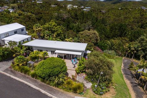 Photo of property in 19 Tui Grove, Paihia, 0200