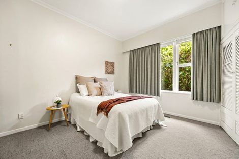 Photo of property in 4 Rimu Road, Kelburn, Wellington, 6012