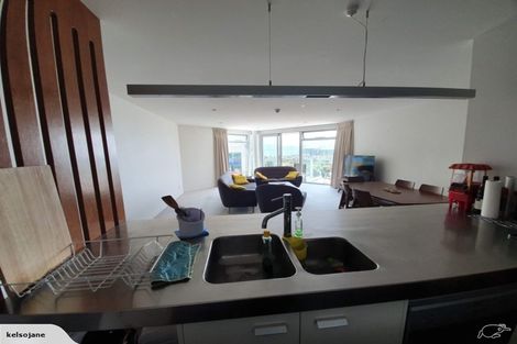 Photo of property in Piermont Apartments, 4e/82 Cable Street, Te Aro, Wellington, 6011