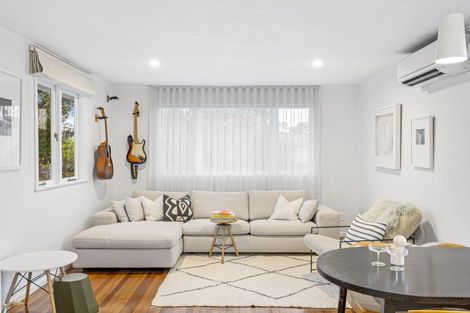 Photo of property in 13 Helena Street, Massey, Auckland, 0614