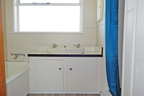 Photo of property in 56 Stuart Street, Holmes Hill, Oamaru, 9401