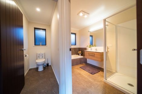 Photo of property in 4 Banbury Terrace, Lower Shotover, Queenstown, 9304