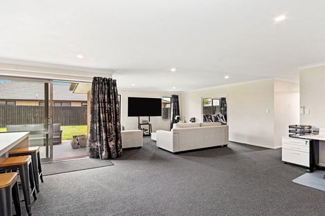 Photo of property in 52 Newman Road, Rolleston, 7614