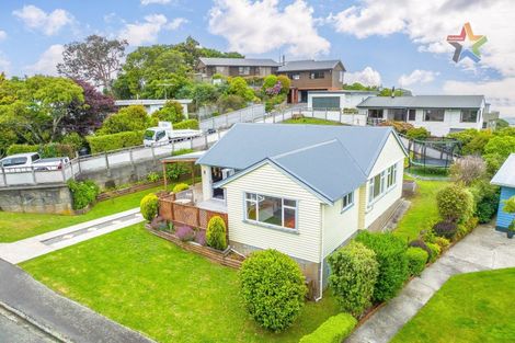 Photo of property in 1 Taku Matenga Grove, Korokoro, Lower Hutt, 5012
