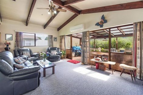 Photo of property in 130 Koutu Road, Kawaha Point, Rotorua, 3010