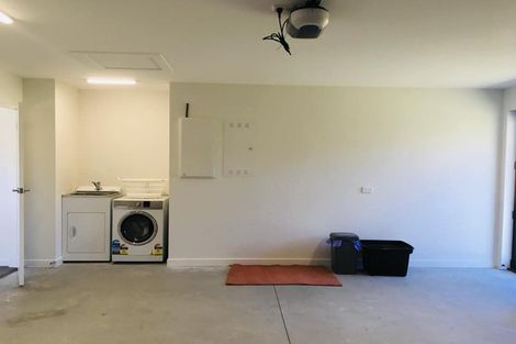 Photo of property in 13 Pennycook Place, Lake Hawea, 9382